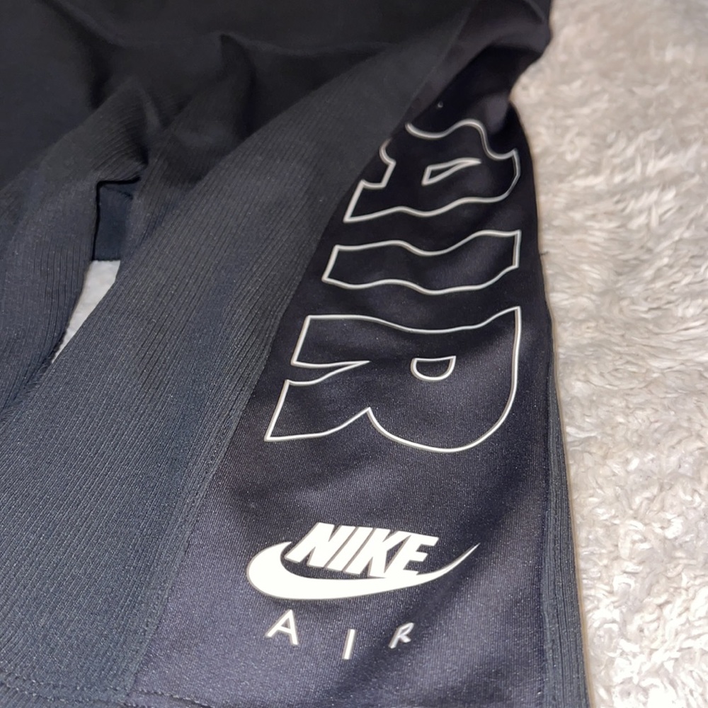 Nike shorts - Picture 4 of 7